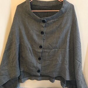 Club Monaco 100% Wool Button Plaid Malika Shawl Cape - Grey - One size NWT